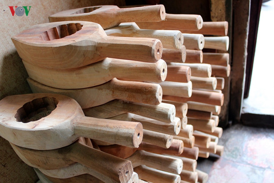 Khám phá nghề đúc khuôn bánh Trung thu giữa phố cổ Hà Nội - 8
Những khuôn nhỏ dành cho những mẫu bánh phục vụ khách hàng nhỏ tuổi.