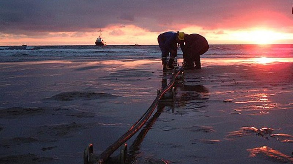 Tuyến cáp quang biển APG chính thức đưa vào khai thác, Internet đi quốc tế nhanh hơn - 1 Tuyến cáp quang biển APG chính thức đưa vào khai thác, Internet đi quốc tế nhanh hơn - 1