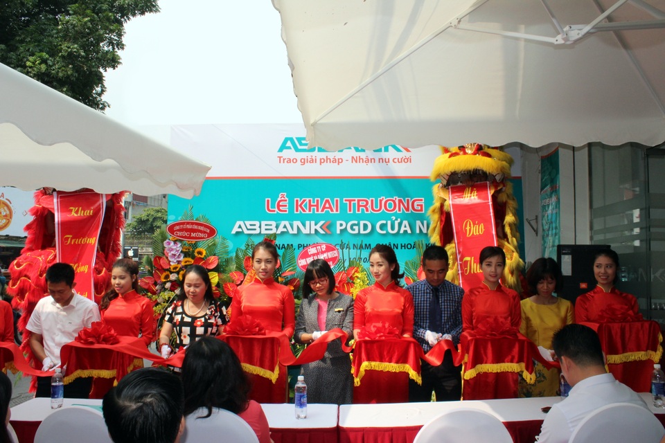 ABBANK khai trương phòng giao dịch Cửa Nam - 1