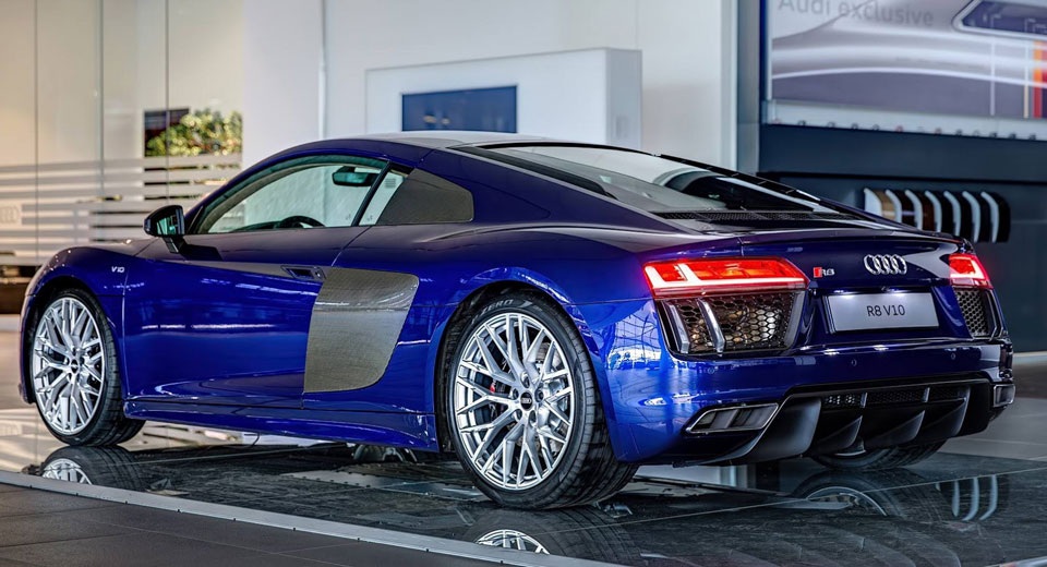 Siêu xe Audi R8 sẽ dùng chung động cơ với Porsche Panamera - 1 Siêu xe Audi R8 sẽ dùng chung động cơ với Porsche Panamera - 1