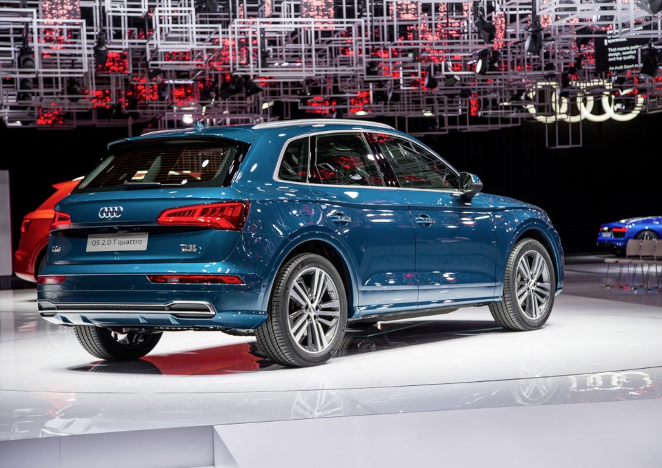 Audi Q5 thế hệ mới thay đổi diện mạo đồng điệu với Q7 - 3 Audi Q5 thế hệ mới thay đổi diện mạo đồng điệu với Q7 - 3
