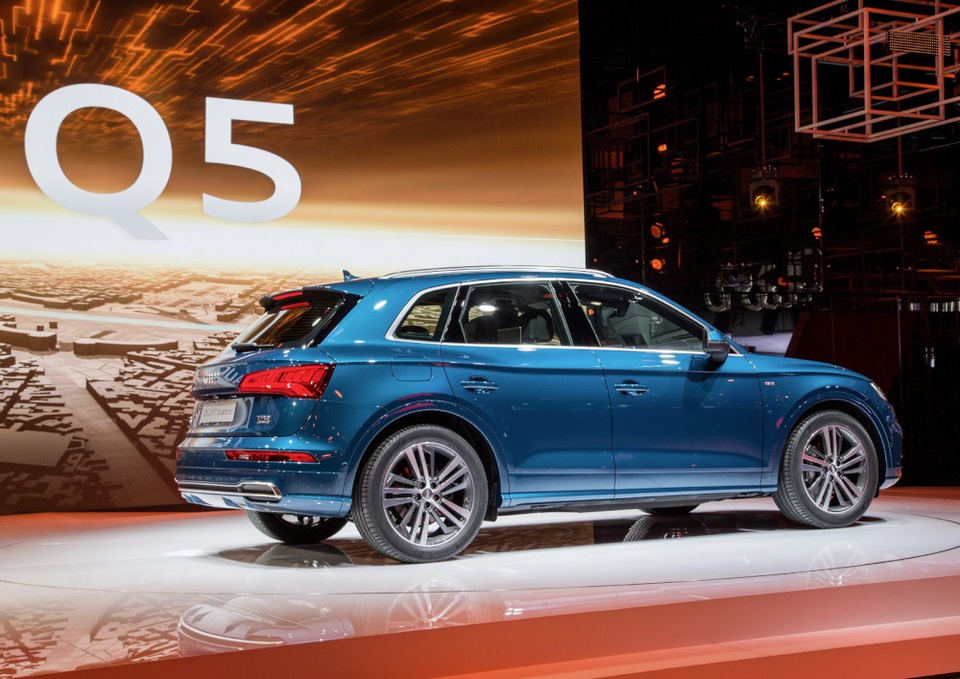 Audi Q5 thế hệ mới thay đổi diện mạo đồng điệu với Q7 - 2 Audi Q5 thế hệ mới thay đổi diện mạo đồng điệu với Q7 - 2