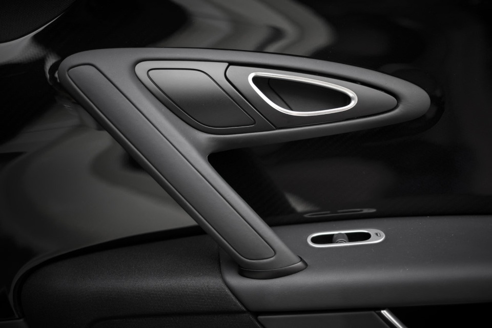 Cận cảnh chiếc Bugatti Veyron Super Sport cuối cùng xuất xưởng - 15