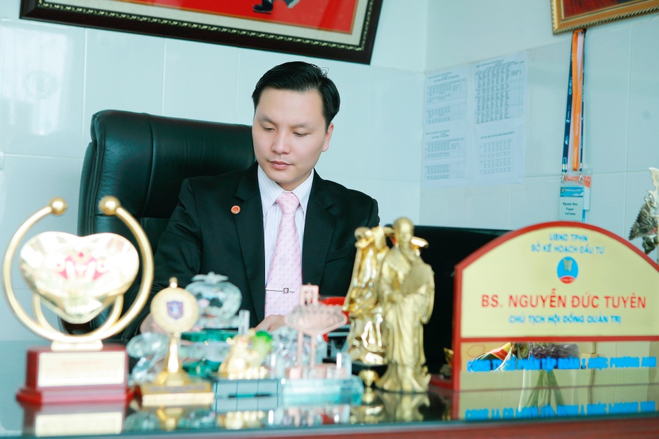 Gặp bác sĩ xây dựng thương hiệu riêng trên thị trường nha khoa quốc tế - 1
Bác sĩ Nguyễn Đức Tuyên
