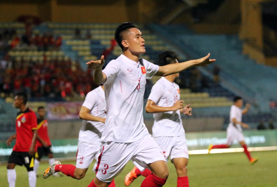 Anh Tỷ lập cú đúp, U19 Việt Nam thắng đậm Đông Timor - 1
Tấn Sinh mở tỷ số cho U19 Việt Nam từ khá sớm
