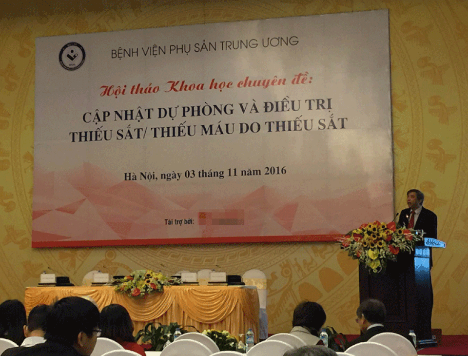 Thiếu sắt, trẻ nhỏ sẽ "dễ ốm" như thế nào? - 1
PGS.TS Vũ Bá Quyết, Giám đốc bệnh viện Phụ sản Trung ương phát biểu tại Hội nghị