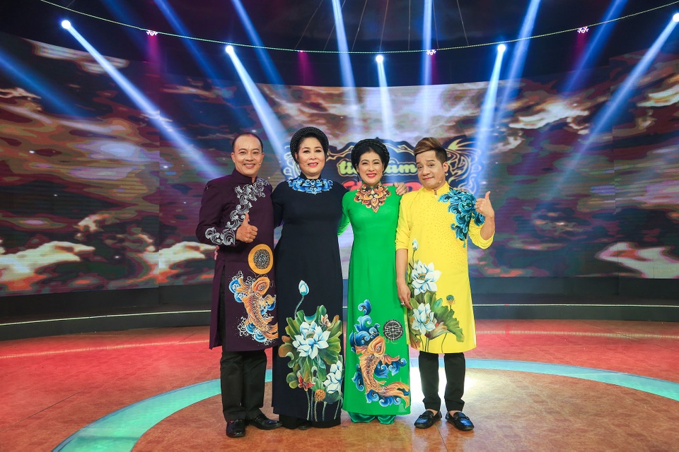 Hồng Vân táo bạo đem kịch kinh dị lên sân khấu - 2