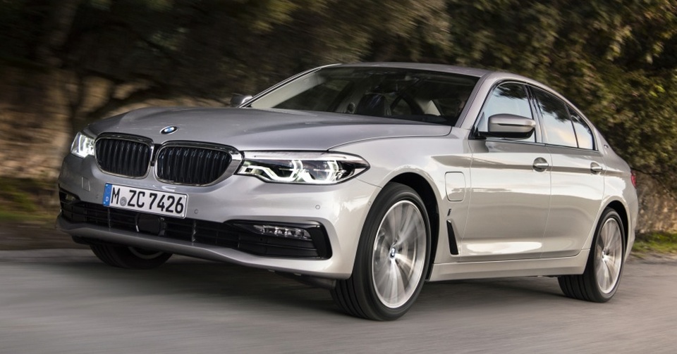 BMW 530e iPerformance - Xe "xanh" hạng sang - 1 BMW 530e iPerformance - Xe "xanh" hạng sang - 1