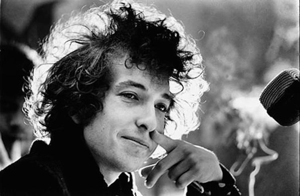 Nobel Văn học gọi tên nam ca sĩ biểu tượng của Mỹ - Bob Dylan - 4
Bob Dylan có tầm ảnh hưởng lớn đối với đời sống âm nhạc Mỹ đương đại.