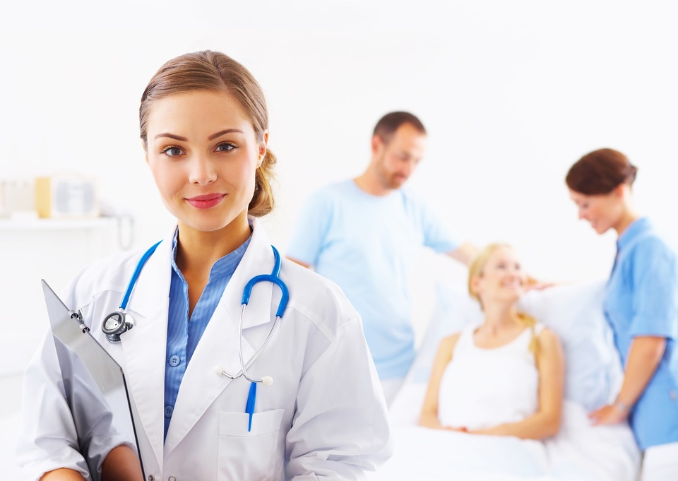 Vì sao bệnh nhân được điều trị bởi bác sĩ nữ ít tử vong hơn? - 1 Nghiên cứu cho thấy bệnh nhân được điều trị bởi bác sĩ nữ có kết quả lâm sàng tốt hơn.