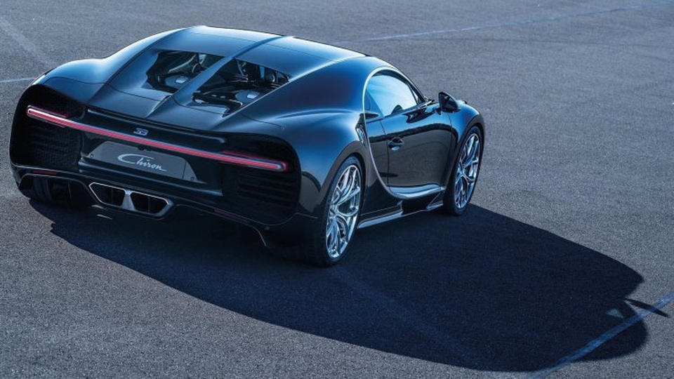 10 điều nên biết về siêu phẩm Bugatti Chiron - 4 10 điều nên biết về siêu phẩm Bugatti Chiron - 4