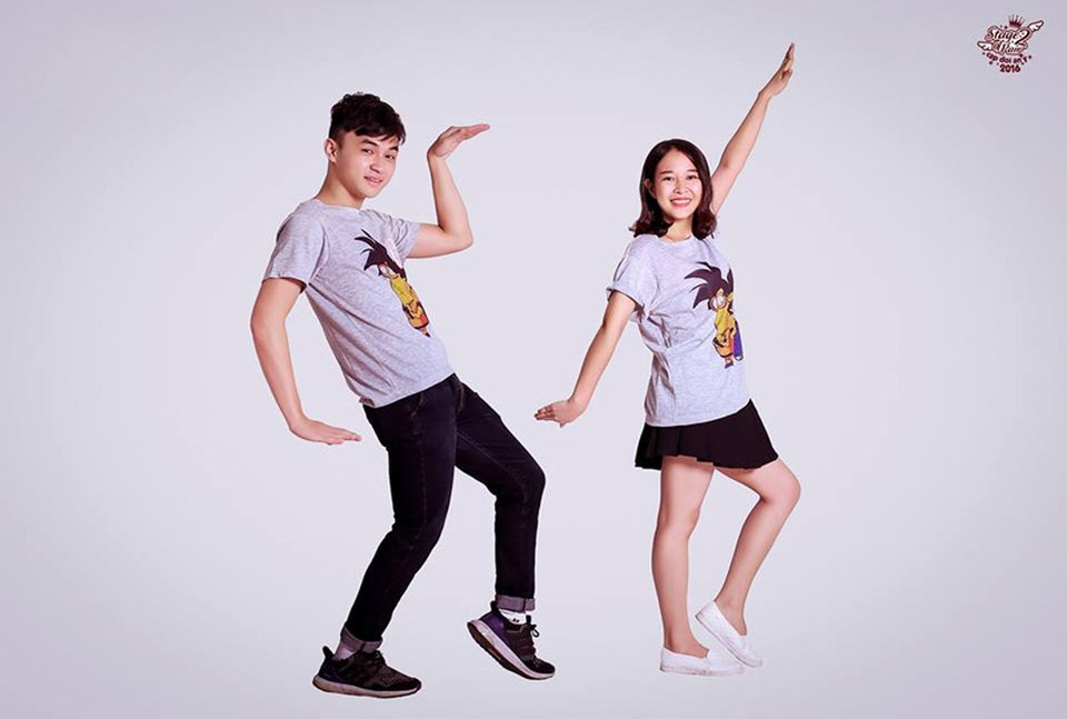 Ngắm nhìn 6 cặp đôi xuất sắc nhất ĐH Luật Hà Nội - 1
Nguyễn Trí Thiện (sinh năm 1995) và Hà Hồng Nhung (sinh năm 1994) là cặp “chị em cú đêm” muốn tham gia để cùng bận rộn cho hết... mất ngủ.