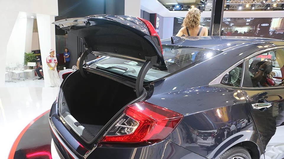 Honda Civic - Khẳng định sức mạnh thương hiệu - 9 Honda Civic - Khẳng định sức mạnh thương hiệu - 9