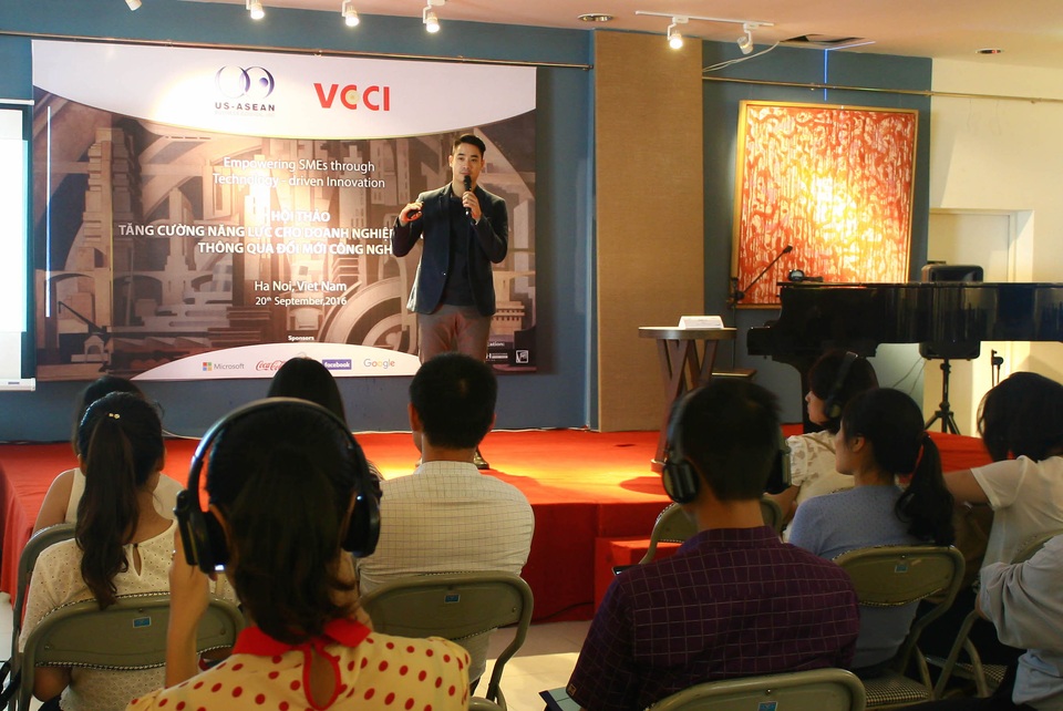 Việt Nam nhất thế giới về mức độ tương tác với doanh nghiệp trên facebook - 1 Theo Ông Daniel P. Le, với lượng truy cập di động lớn như hiện nay, doanh nghiệp việt sẽ có cơ hội lớn trong việc phát triển thương mại điện tử
