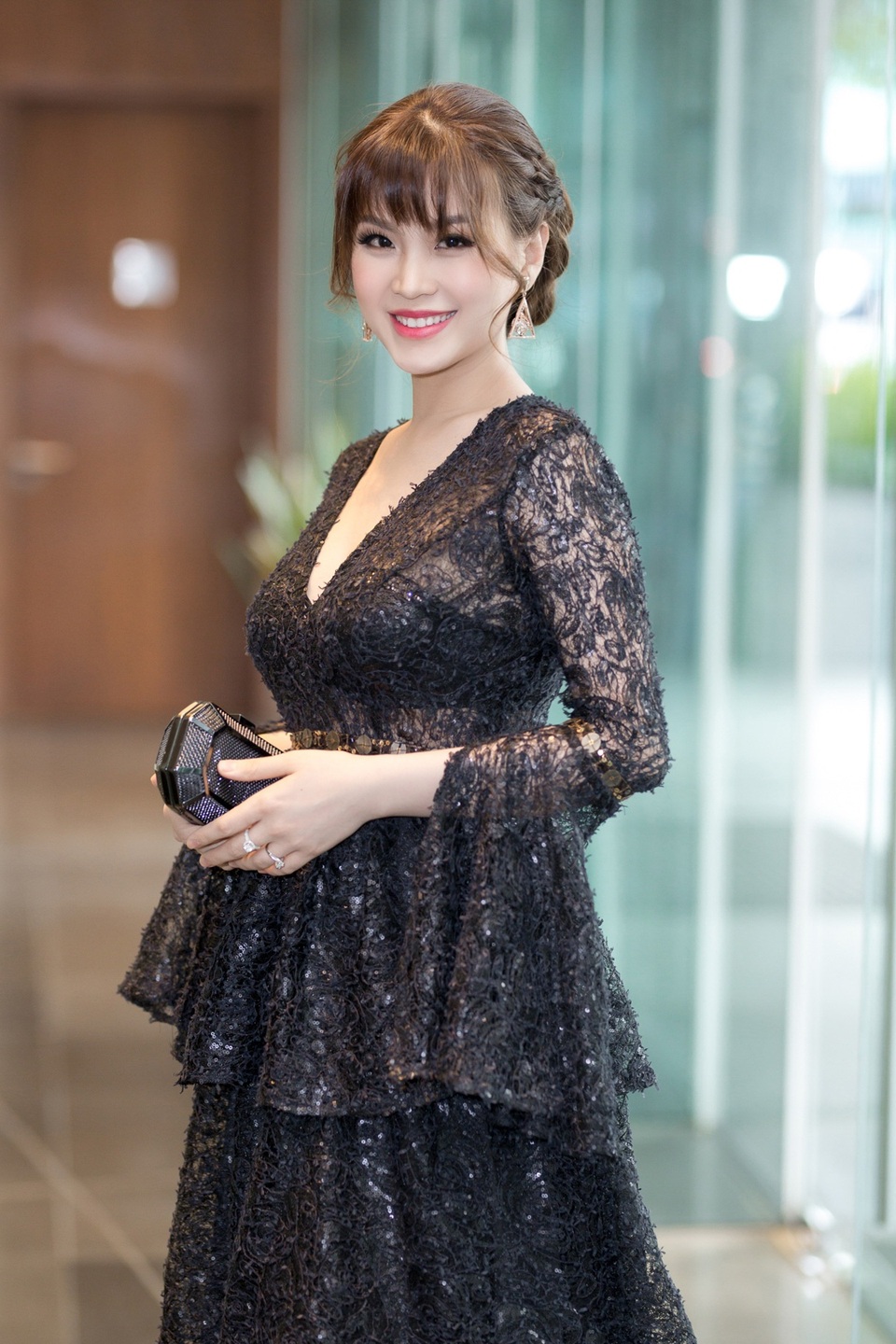 Á hậu Diễm Trang khoe con sau thời gian giữ kín hình ảnh - 10