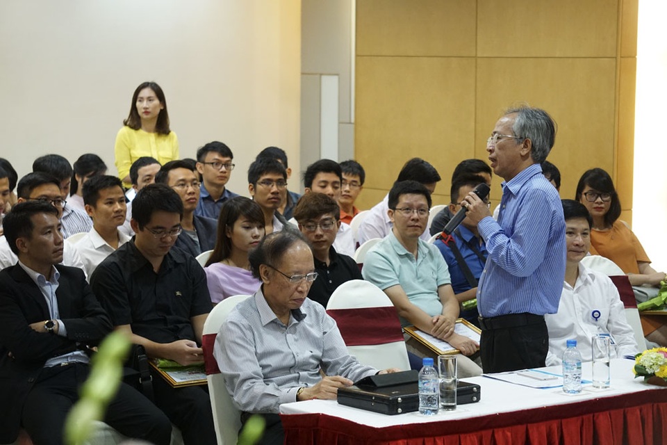 BTC Giải thưởng Nhân tài Đất Việt: "Các bạn phải lan tỏa ra toàn cầu!" - 5
TS. Nguyễn Long, Chủ tịch Hội đồng sơ khảo.