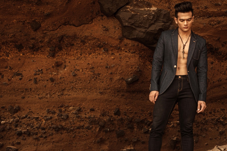 Lê Xuân Tiền sành điệu với đồ Jeans - 8