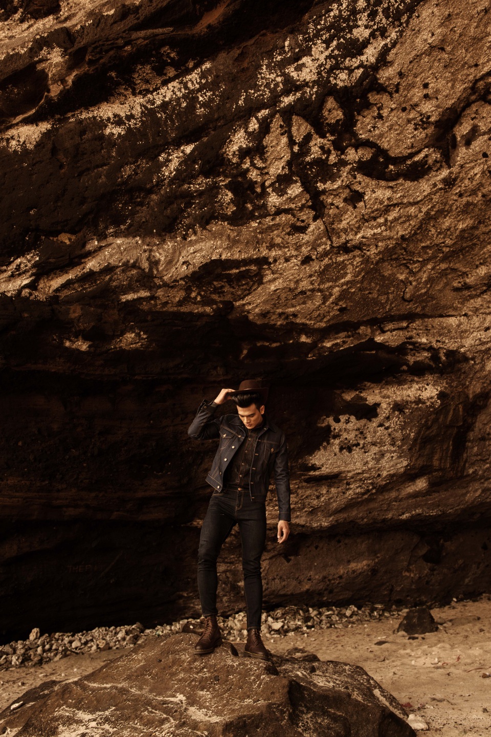 Lê Xuân Tiền sành điệu với đồ Jeans - 7