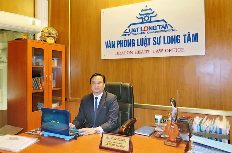 Phạt đến 3 triệu đồng liệu có chữa được chứng “tè bậy” nơi công cộng? - 1
Luật sư Lê Ngọc Hoàng: Việc phạt tiền là chữa phần ngọn chứ không chữa được phần gốc tình trạng này.