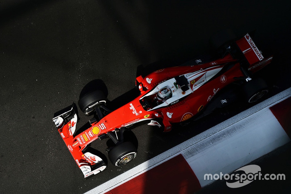 Lewis Hamilton thắng áp đảo tại MexicoGP - 7 Lewis Hamilton thắng áp đảo tại MexicoGP - 7