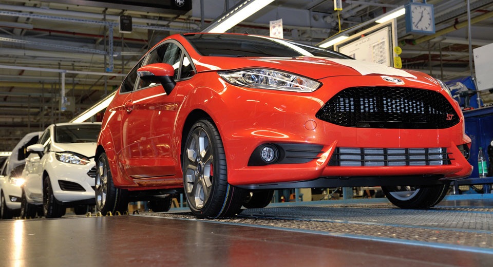 Ford chuyển hướng từ xe con sang SUV và bán tải - 1 Ford chuyển hướng từ xe con sang SUV và bán tải - 1