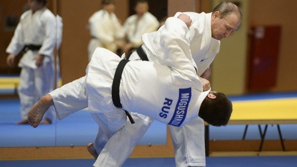 Tổng thống Nga Putin kể chuyện “mối tình đầu” - 2
Judo là môn thể thao yêu thích từ nhỏ của ông Putin. (Ảnh: AFP)