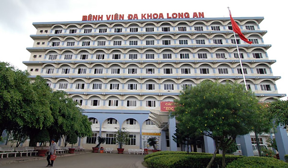 Bệnh viện đa khoa tỉnh Long An, nơi xảy ra sự việc em T. tử vong.