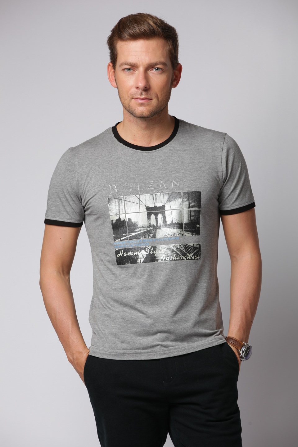 Bolzano khuyến mãi lớn chào Tết Đinh Dậu - 4 Áo thun 945.000 đồng giảm còn 300.000 đồng.