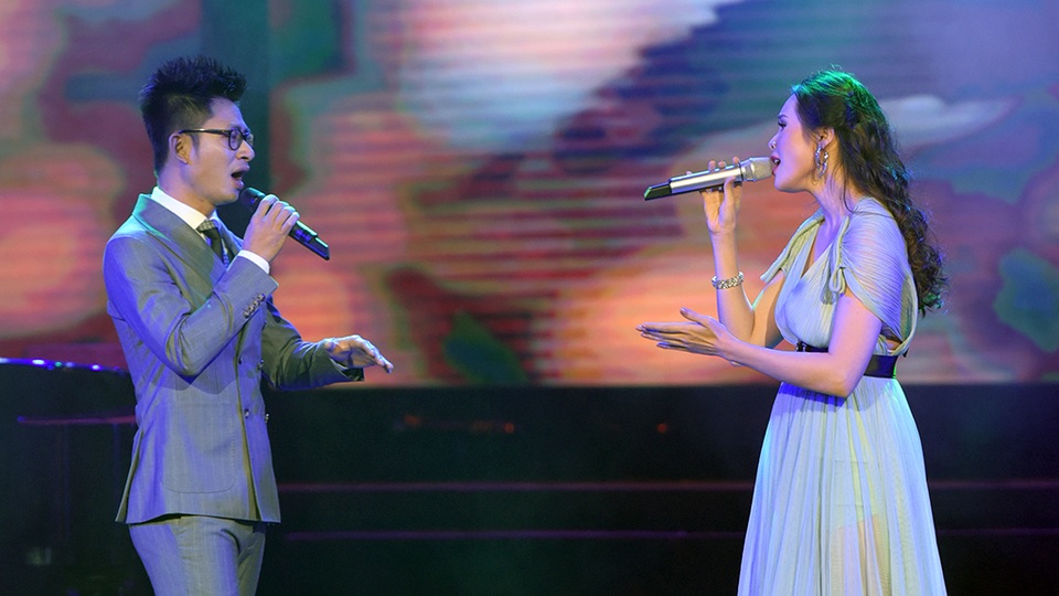 Bên cạnh các danh ca, đêm “Tình ca của Phương” tiếp tục là cầu nối giữa hai thế hệ nghệ sỹ. quy tụ dàn ca sỹ trẻ như Minh Thu, Phương Anh, Đông Hùng, LêTrinh, Trần Tuấn Hòa, đêm “Tình ca của Phương” mang lại nhiều dư âm của sức trẻ. Tuấn Hòa và Lê Trinh song ca Cho lần cuối.