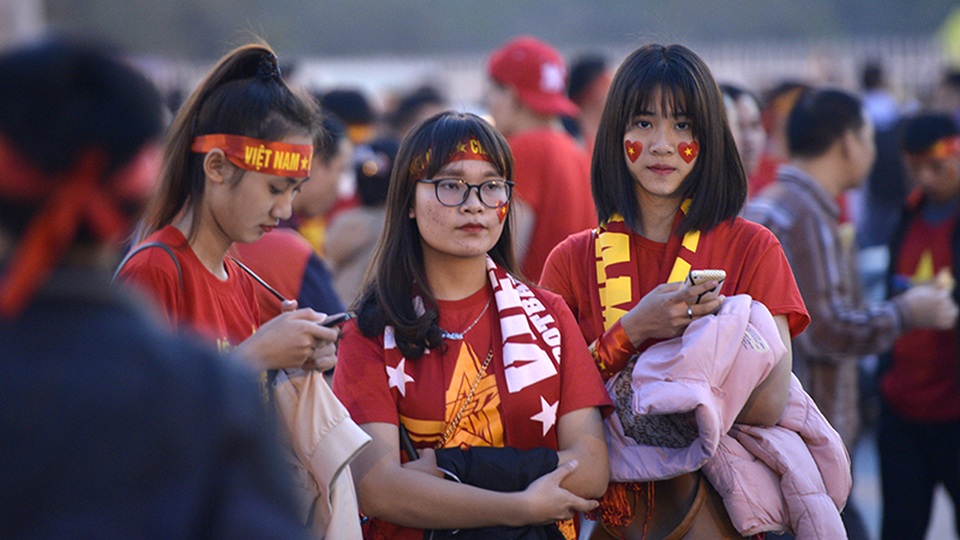 
Những cổ động viên nữ cuồng nhiệt
