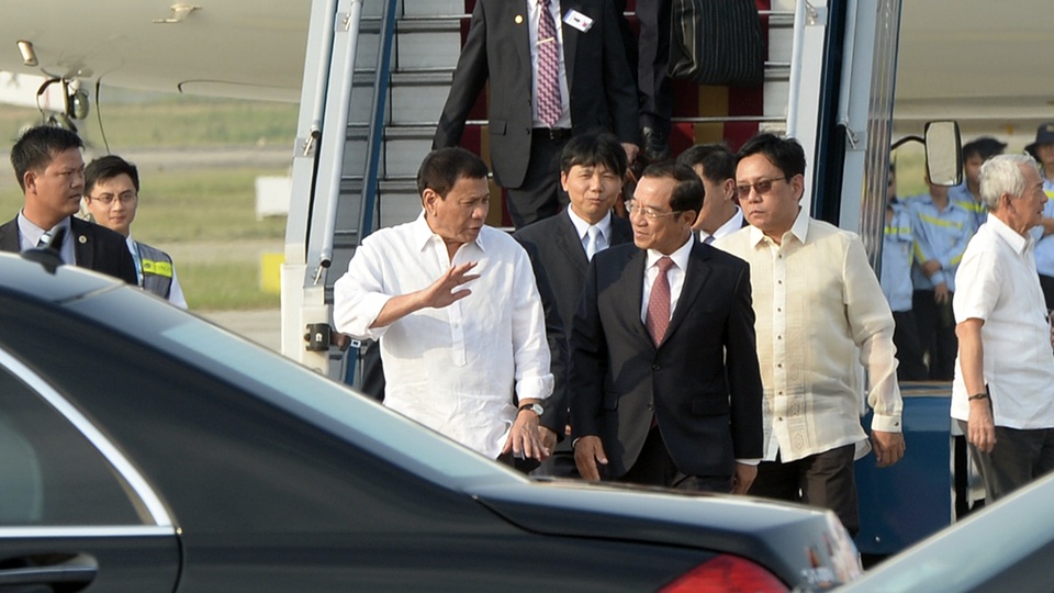 Tổng thống Philippines đến Hà Nội, bắt đầu chuyến công du Việt Nam - 10 Tổng thống Philippines đến Hà Nội, bắt đầu chuyến công du Việt Nam - 10