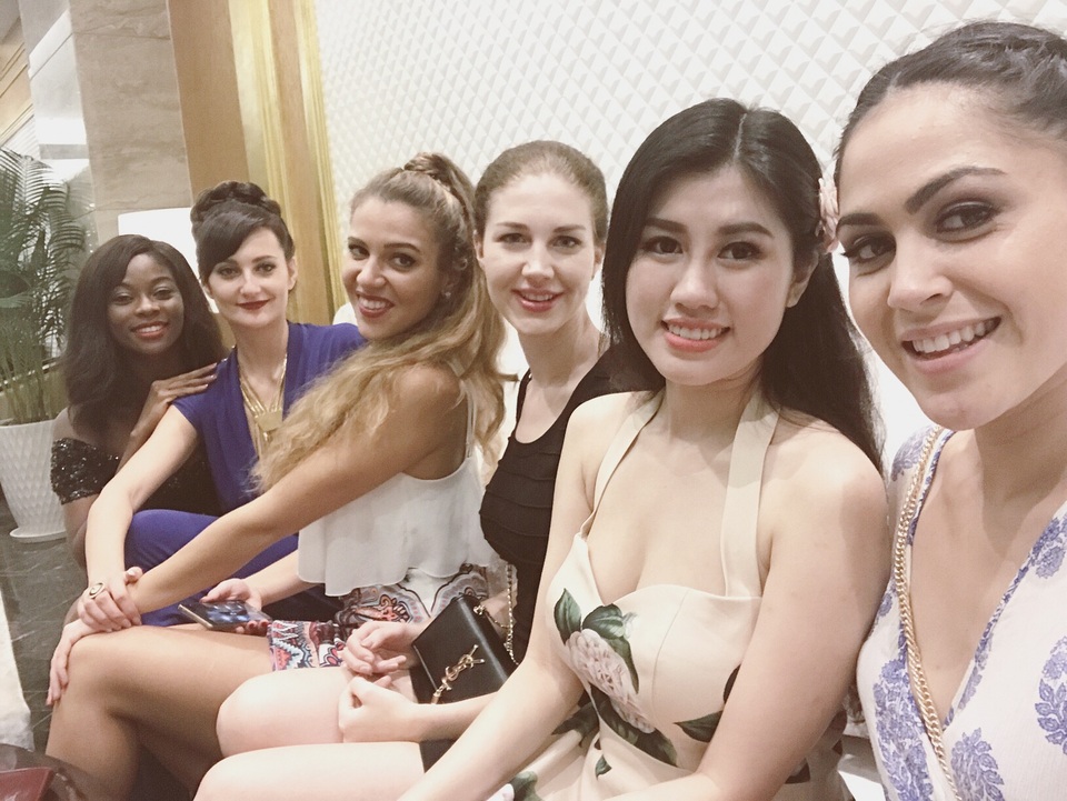 Người đẹp Hồng Nhung lọt top 9 cuộc thi người đẹp du lịch quốc tế - 4 Người đẹp Hồng Nhung lọt top 9 cuộc thi người đẹp du lịch quốc tế - 4