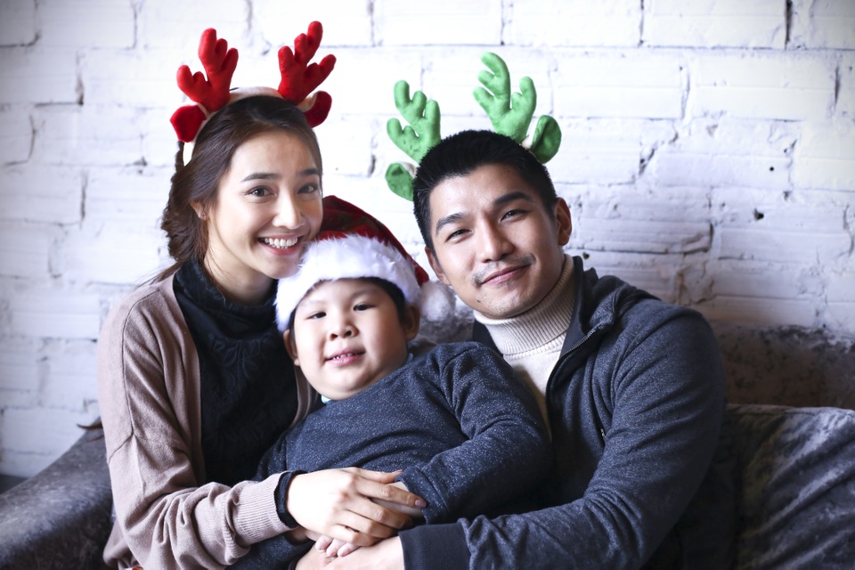 Victor Vũ chọn Nhã Phương làm “át chủ bài” trong phim mới - 4 Nhã Phương và bé A Pù cũng sẽ tham gia phim.