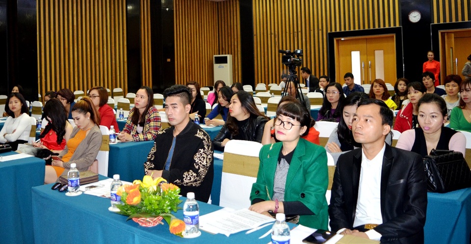 Lễ ra mắt và Hội thảo dạy nghề làm đẹp của học viện C'est La Vie - Đức tại Việt Nam - 8 Lễ ra mắt và Hội thảo dạy nghề làm đẹp của học viện C'est La Vie - Đức tại Việt Nam - 8