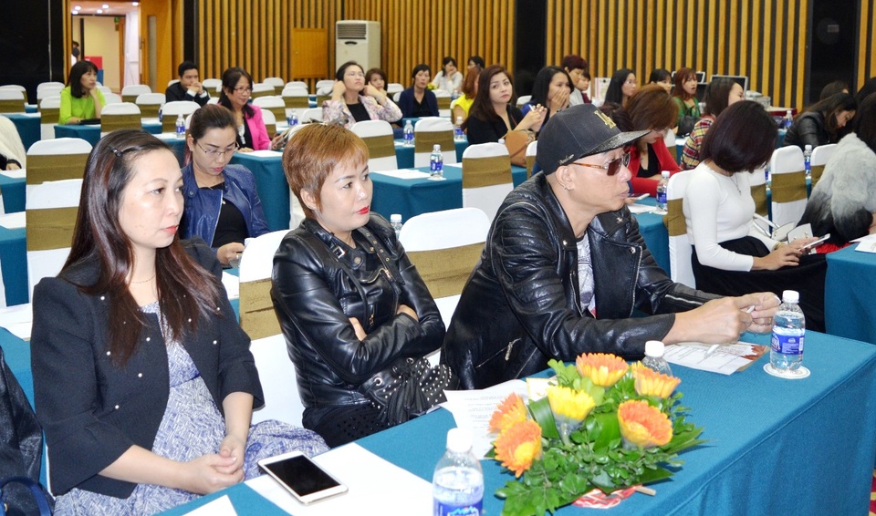 Lễ ra mắt và Hội thảo dạy nghề làm đẹp của học viện C'est La Vie - Đức tại Việt Nam - 9 Lễ ra mắt và Hội thảo dạy nghề làm đẹp của học viện C'est La Vie - Đức tại Việt Nam - 9