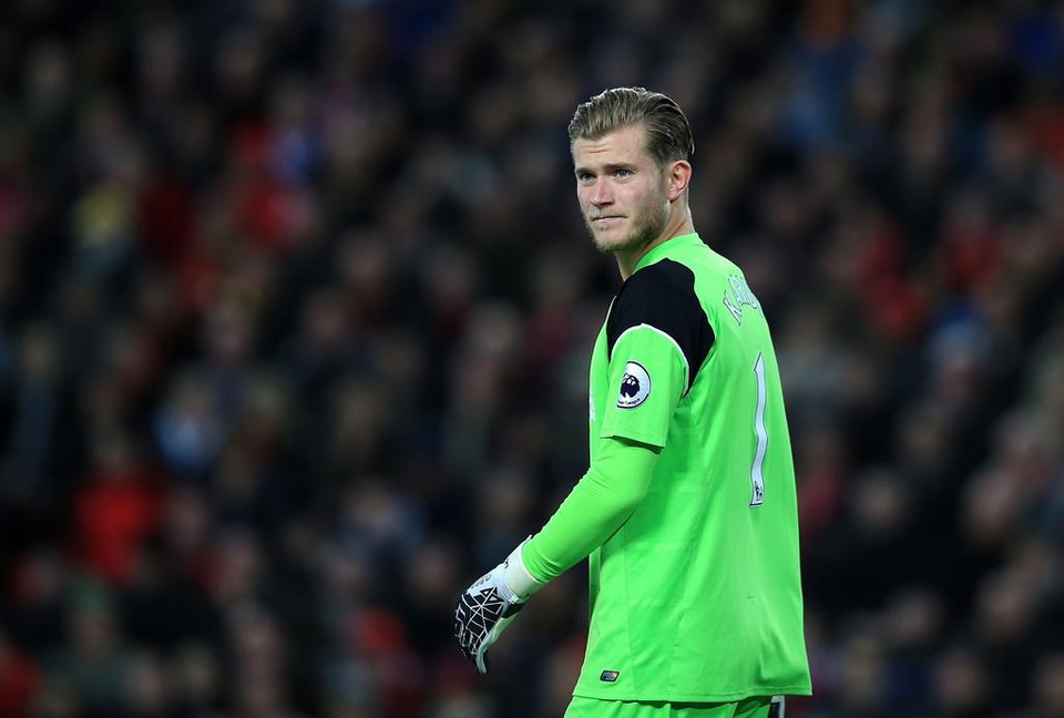 Đội hình tệ nhất châu Âu lượt đi mùa giải 2016/17 - 2 Thủ thành Loris Karius thi đấu thất vọng trong màu áo Liverpool
