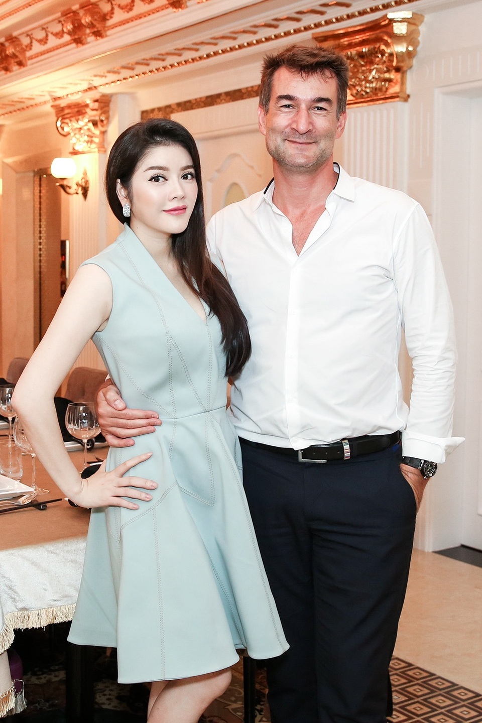 Lý Nhã Kỳ mời khách quý tới nhà riêng - 6