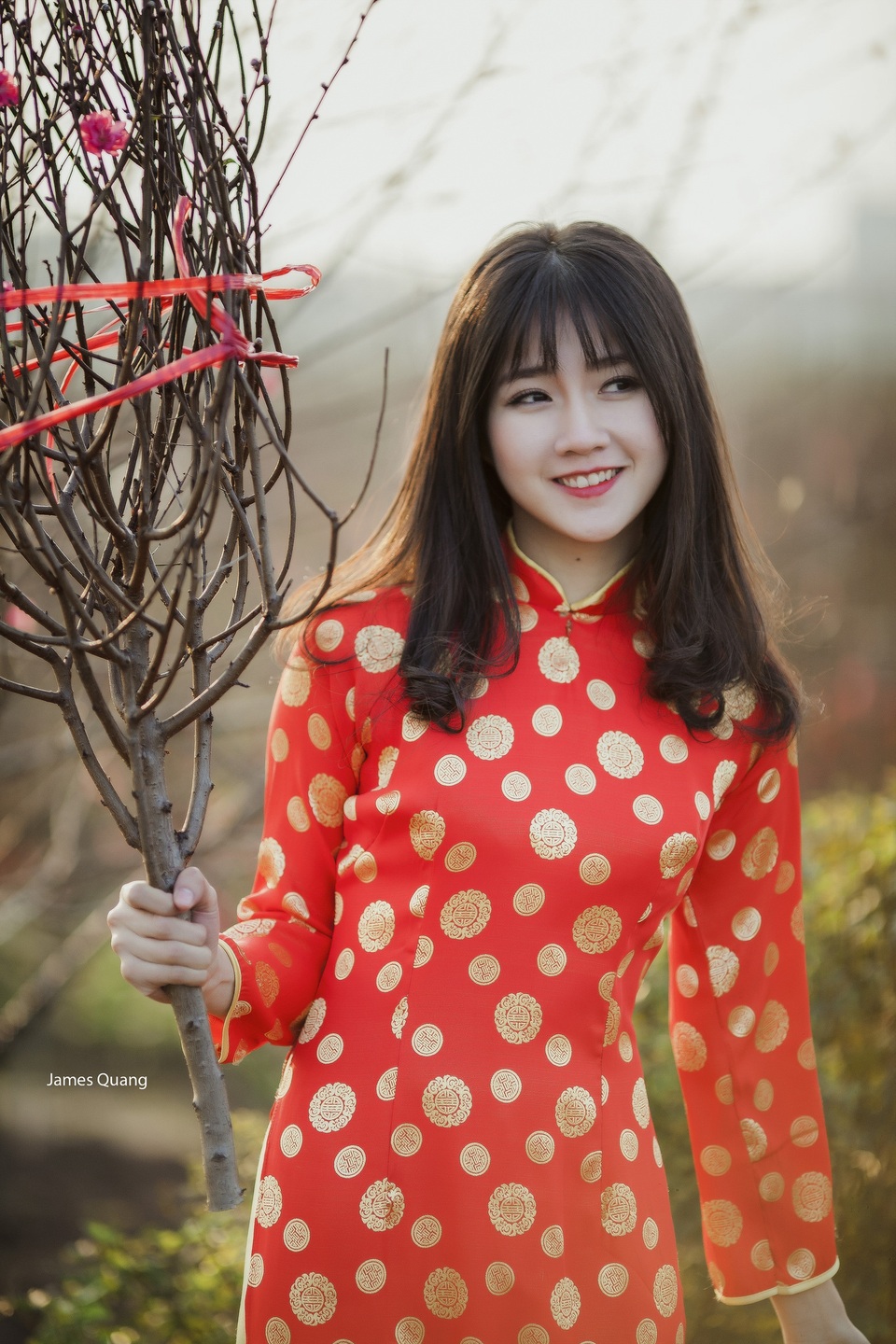 Trọn bộ ảnh Tết của hot girl Việt xuất hiện trên Reuters - 3 Trọn bộ ảnh Tết của hot girl Việt xuất hiện trên Reuters - 3