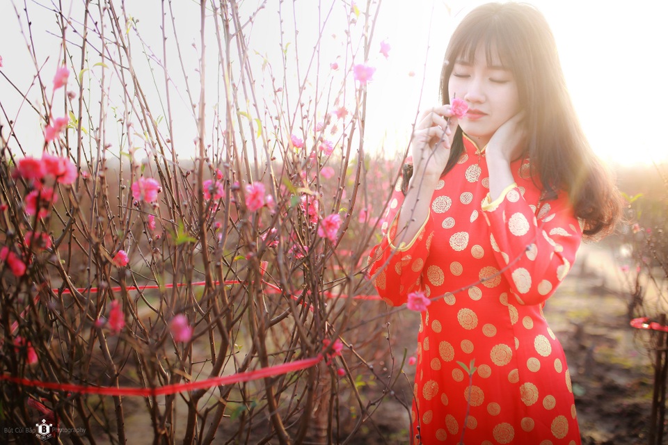 Trọn bộ ảnh Tết của hot girl Việt xuất hiện trên Reuters - 5 Trọn bộ ảnh Tết của hot girl Việt xuất hiện trên Reuters - 5