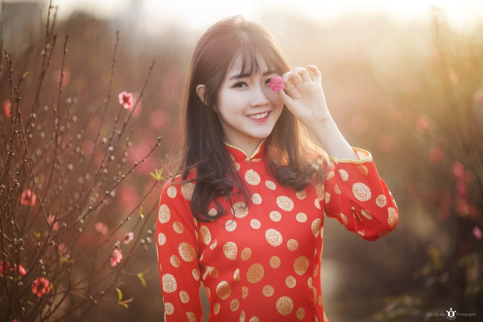 Trọn bộ ảnh Tết của hot girl Việt xuất hiện trên Reuters - 6 Trọn bộ ảnh Tết của hot girl Việt xuất hiện trên Reuters - 6