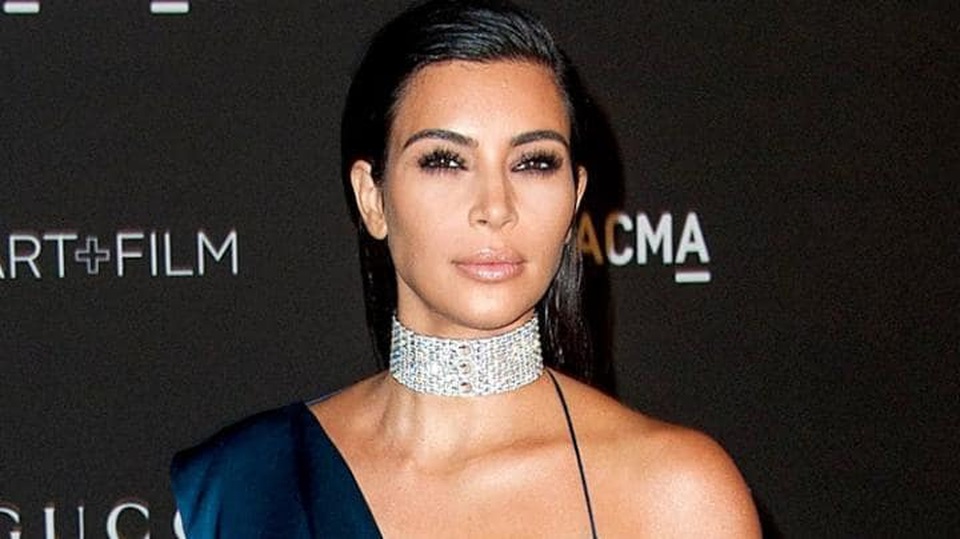 Kim Kardashian dừng khoe của - 5
Trong khi đó Kim đang ở New York cùng chồng, cô không hề xuất hiện ngoài phố như thói quen trước đó