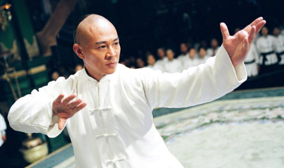 Lý Liên Kiệt tụng kinh niệm phật, lạc quan đón ngày qua đời - 4
Lý Liên Kiệt phát hiện bệnh tật trầm trọng từ năm 2000 trở lại đây và phải đối diện với khả năng ngồi xe lăn vĩnh viễn.