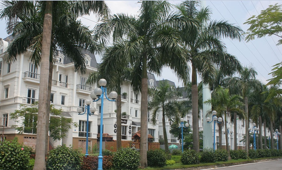 Thị trường bất động sản phía Tây “nóng” lên nhờ quy hoạch Hà Nội mới - 2
Dự án Lideco Bắc 32 đã hoàn chỉnh cơ sở hạ tầng với hơn 420 căn biệt thự đã bàn giao trong đợt 1 tháng 04 năm 2012. Hiện tại giá bán dự án chỉ từ 25tr/m2 (đã có VAT)