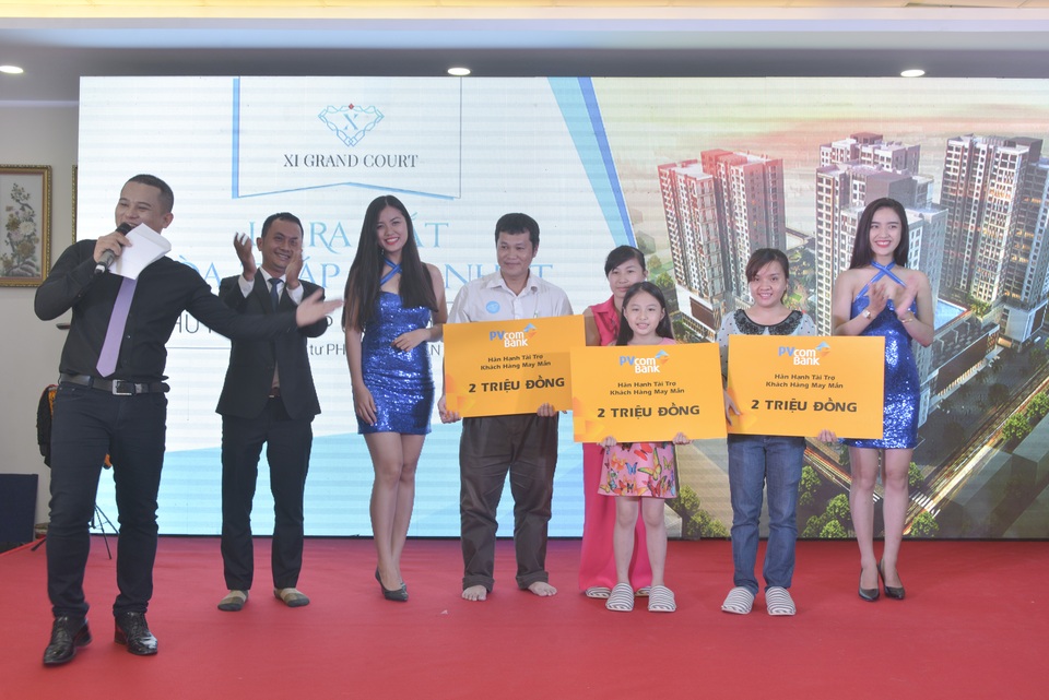 
Rất nhiều khách hàng may mắn trúng được các phần quà giá trị từ chủ đầu tư.
