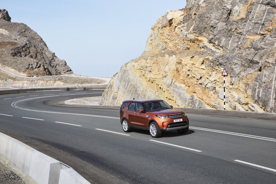 Land Rover Discovery thế hệ mới trình làng - 11 Land Rover Discovery thế hệ mới trình làng - 11