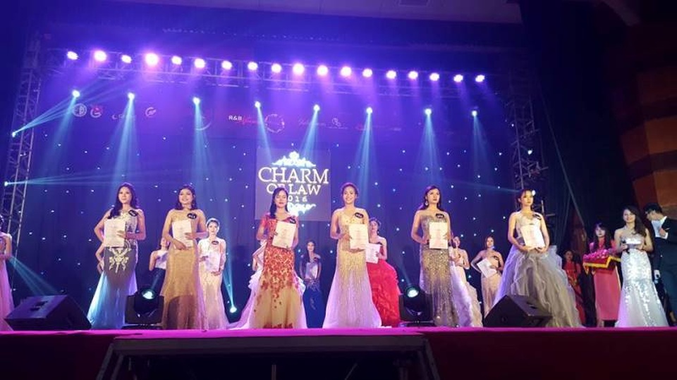 Hóa giải câu hỏi "phụ nữ làm chính trị", nữ sinh đăng quang hoa khôi ĐH Luật - 6
Top 6 thí sinh xuất sắc nhất