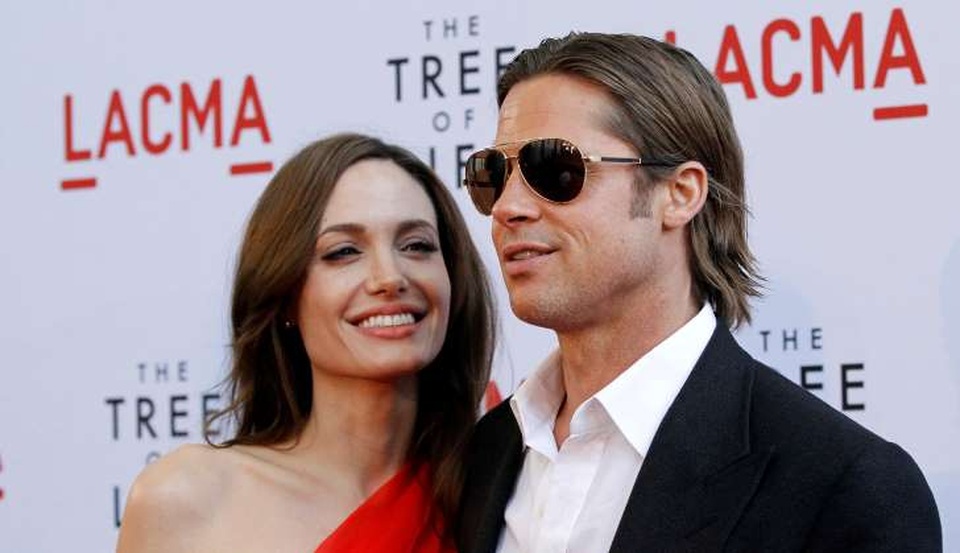 
Tuyên bố chia tay của cặp đôi đình đám Angelina Jolie và Brat Pitt lôi cuốn sự chú ý đến những hậu quả sức khỏe của việc ly hôn.
