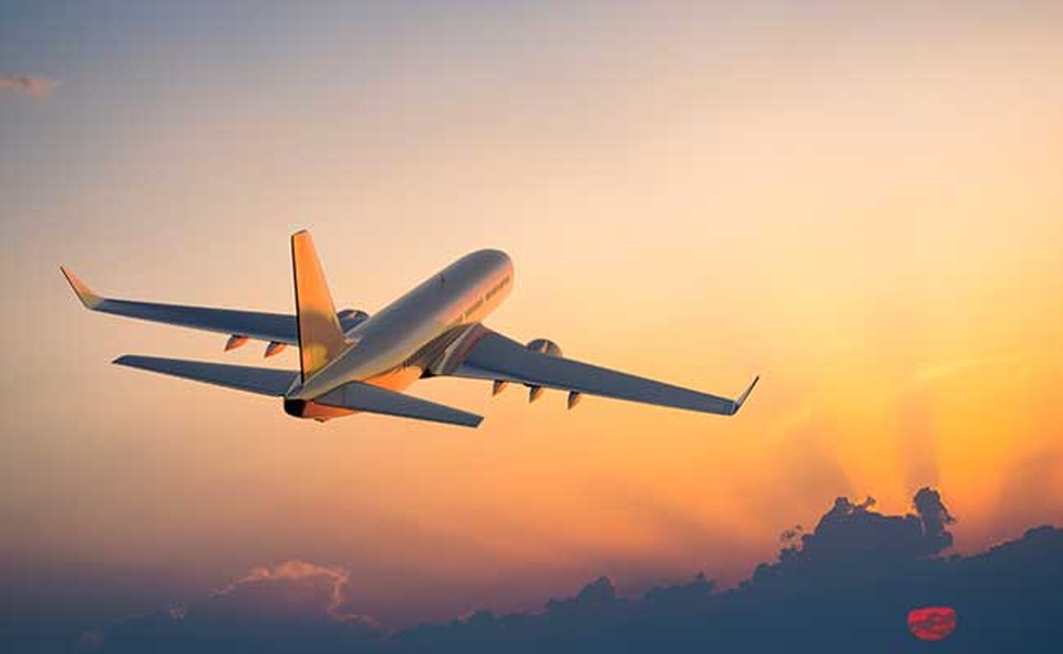 Máy bay Ba Lan chở gần 200 người bị đe dọa đánh bom - 1
(Ảnh minh họa: EPA)