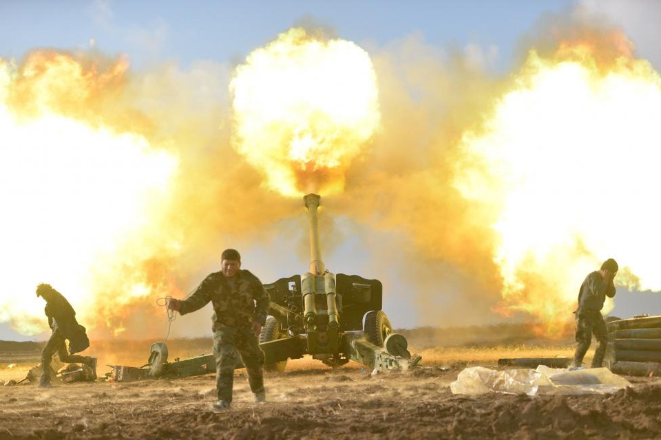 Cảnh chiến sự khốc liệt tại sào huyệt của phiến quân IS ở Iraq - 3
Sau giai đoạn 1, các lực lượng an ninh Iraq tuần này đã bắt đầu giai đoạn 2 của chiến dịch giành lại Mosul. (Ảnh: Reuters)