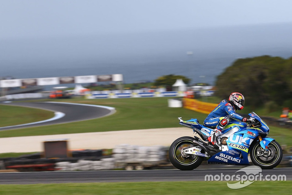 Cal Crutchlow thắng dễ, Marquez phạm sai lầm đáng tiếc - 9 Cal Crutchlow thắng dễ, Marquez phạm sai lầm đáng tiếc - 9